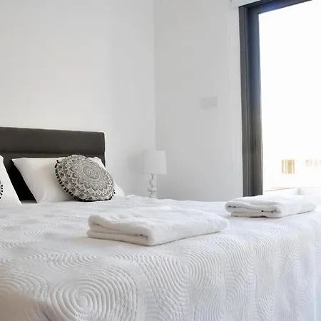 Lägenhet Zenobia Luxury City/beach Apts No.1